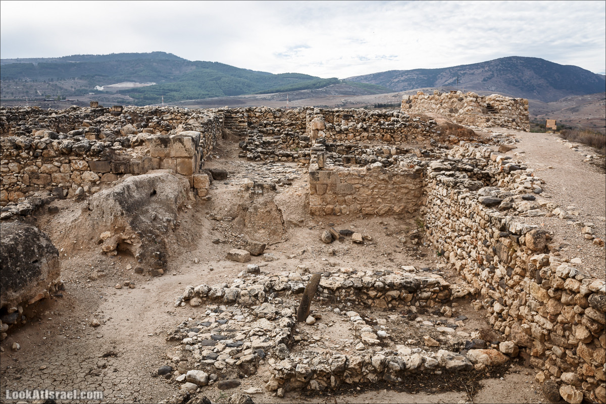 Тель Хацор | LookAtIsrael.com - Фото путешествия по Израилю