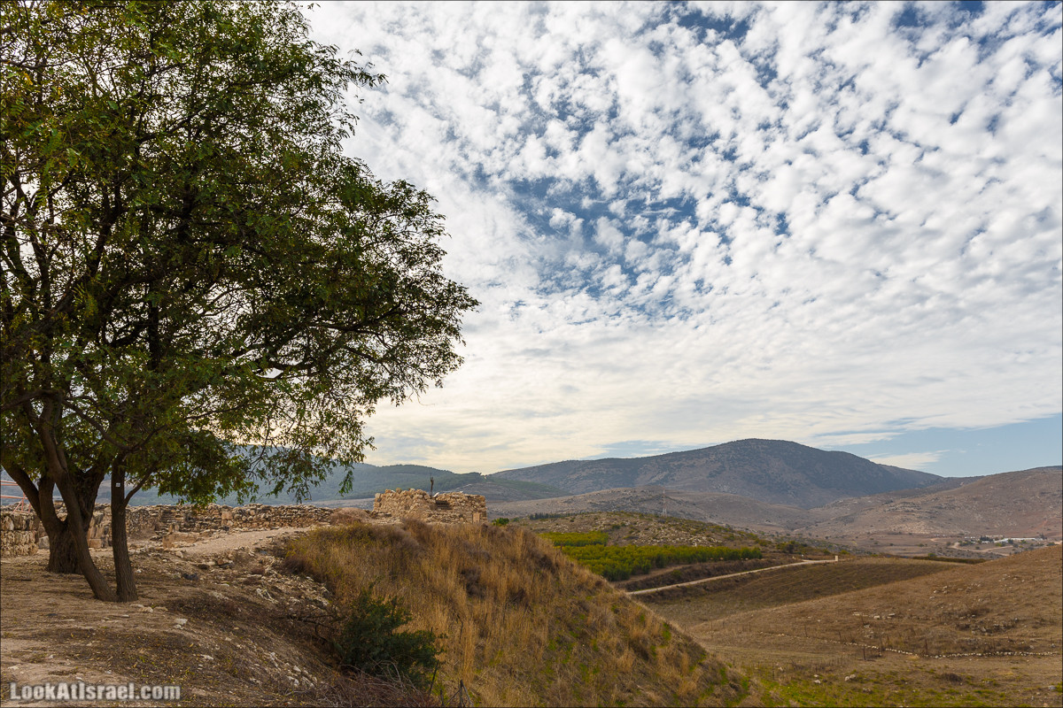 Тель Хацор | LookAtIsrael.com - Фото путешествия по Израилю
