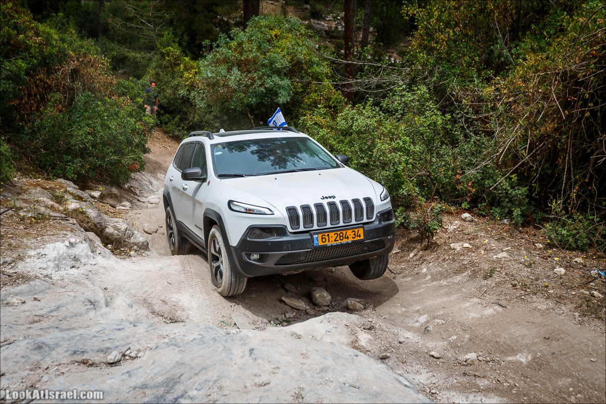 Курс езды по бездорожью на Jeep Cherokee | Jeep Cherokee offload course | LookAtIsrael.com - Фото путешествия по Израилю
