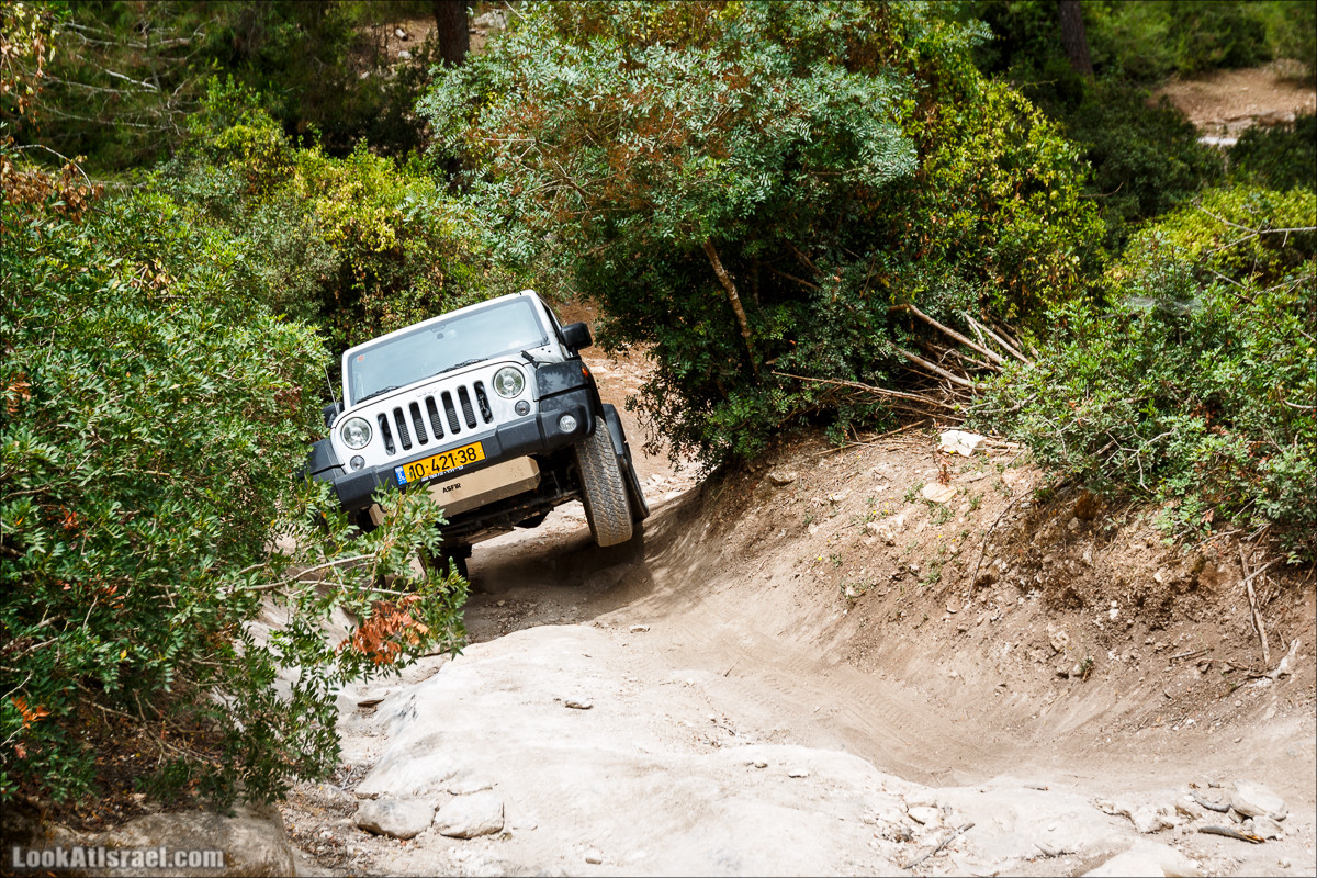 Курс езды по бездорожью на Jeep Cherokee | Jeep Cherokee offload course | LookAtIsrael.com - Фото путешествия по Израилю
