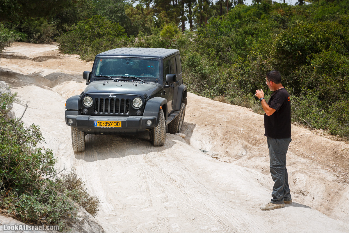 Курс езды по бездорожью на Jeep Cherokee | Jeep Cherokee offload course | LookAtIsrael.com - Фото путешествия по Израилю