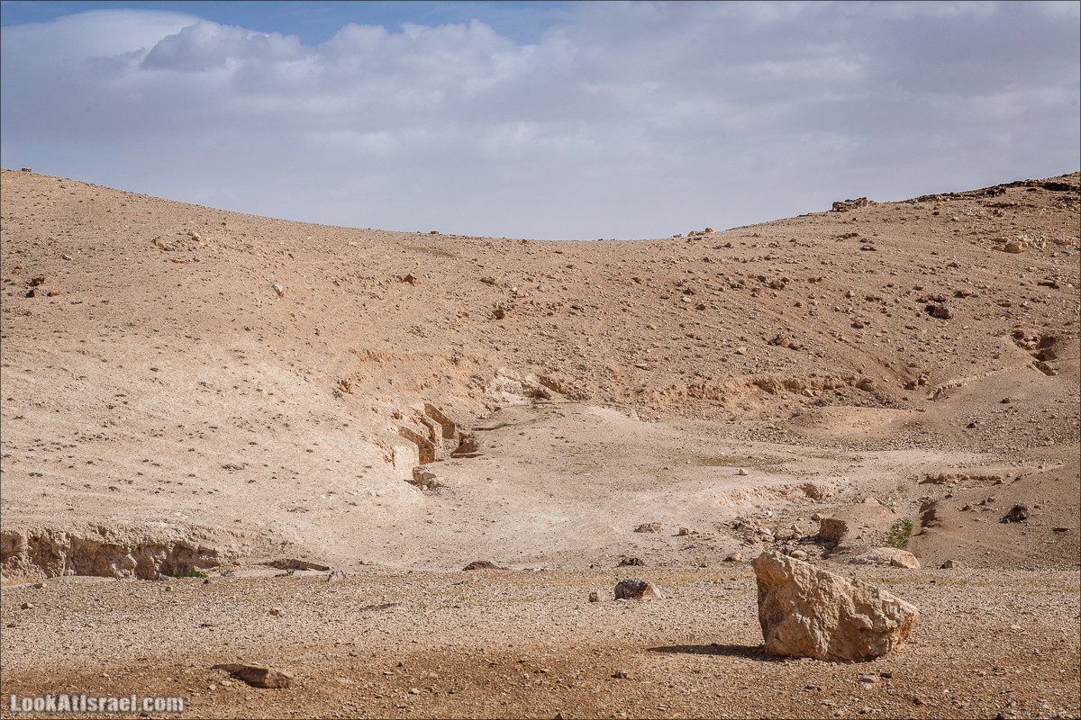 Ущелье Нахаль Ог | Wadi Nahal Og | נחל אוג | LookAtIsrael.com - Фото путешествия по Израилю Ущелье Нахаль Ог | Wadi Nahal Og | נחל אוג | LookAtIsrael.com - Фото путешествия по Израилю