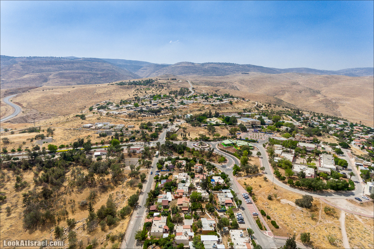 Вид сверху на Маале Эфраим | LookAtIsrael.com - Фото путешествия по Израилю