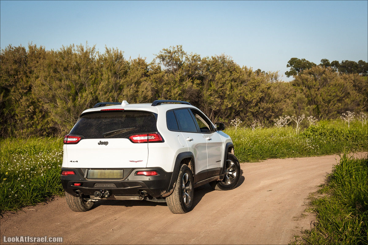 Jeep Cherokee of LookAtIsrael.com
