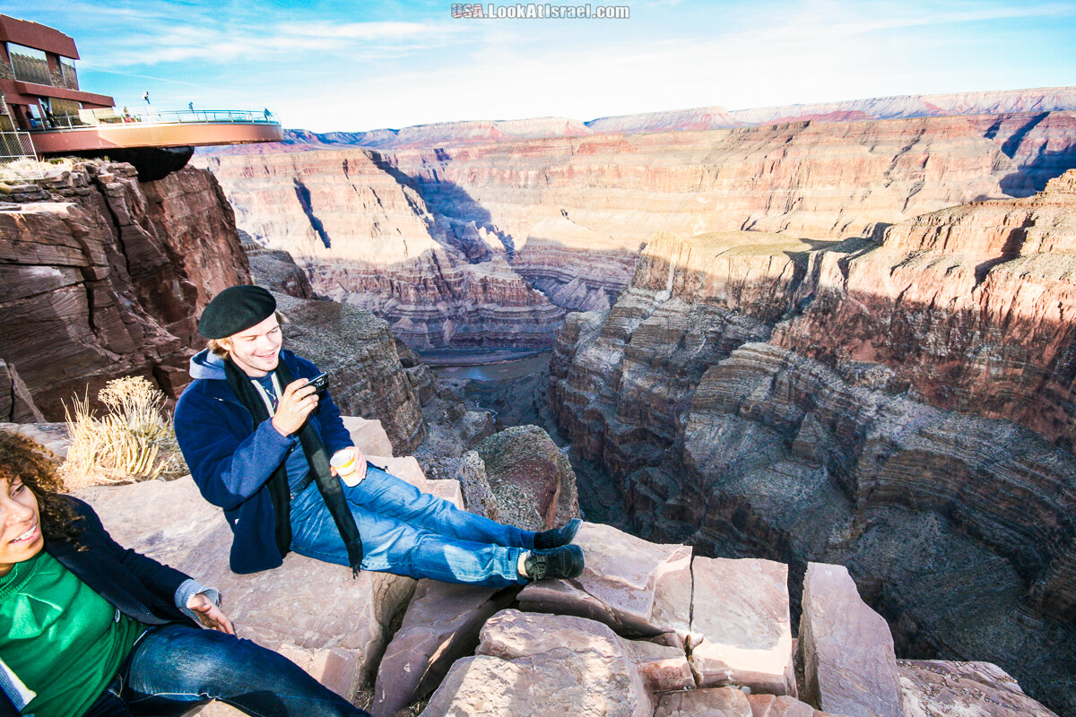 Вид на Америку: Grand Canyon Skywalk