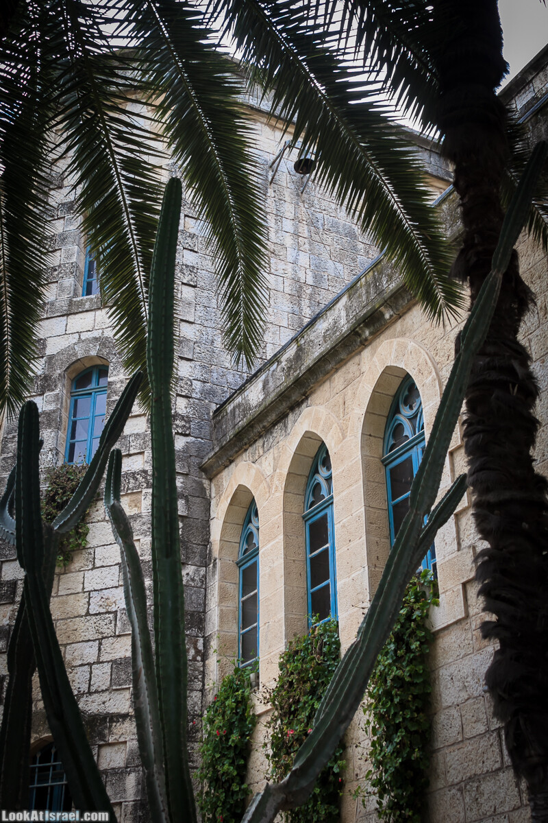 Бенедиктинский монастырь в Абу Гош | LookAtIsrael.com - Фото путешествия по Израилю