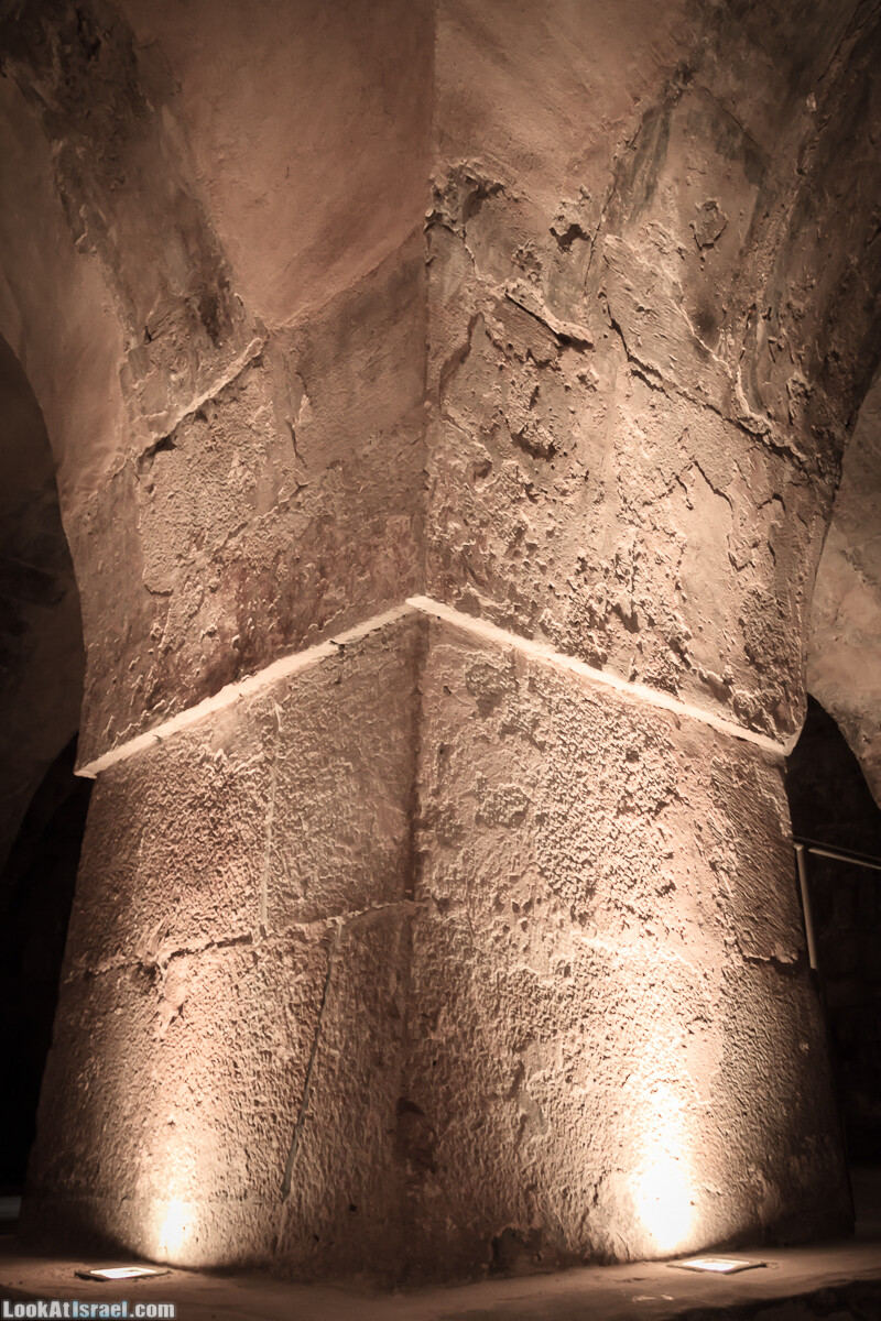 Бенедиктинский монастырь в Абу Гош | LookAtIsrael.com - Фото путешествия по Израилю