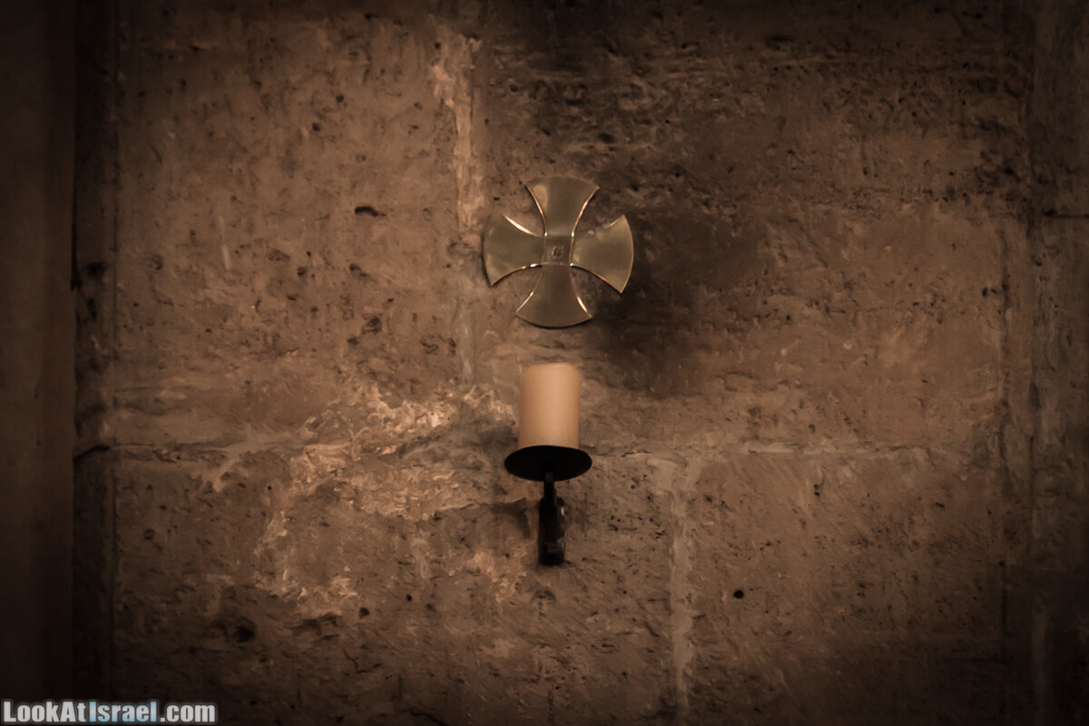 Бенедиктинский монастырь в Абу Гош | LookAtIsrael.com - Фото путешествия по Израилю