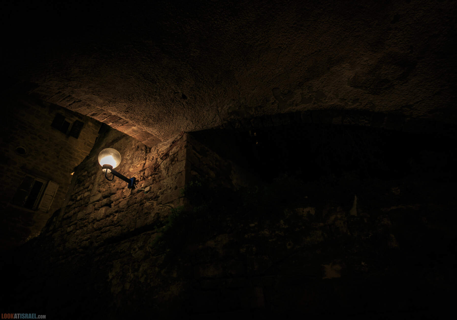 Яффо в черном, ночь в древнем городе