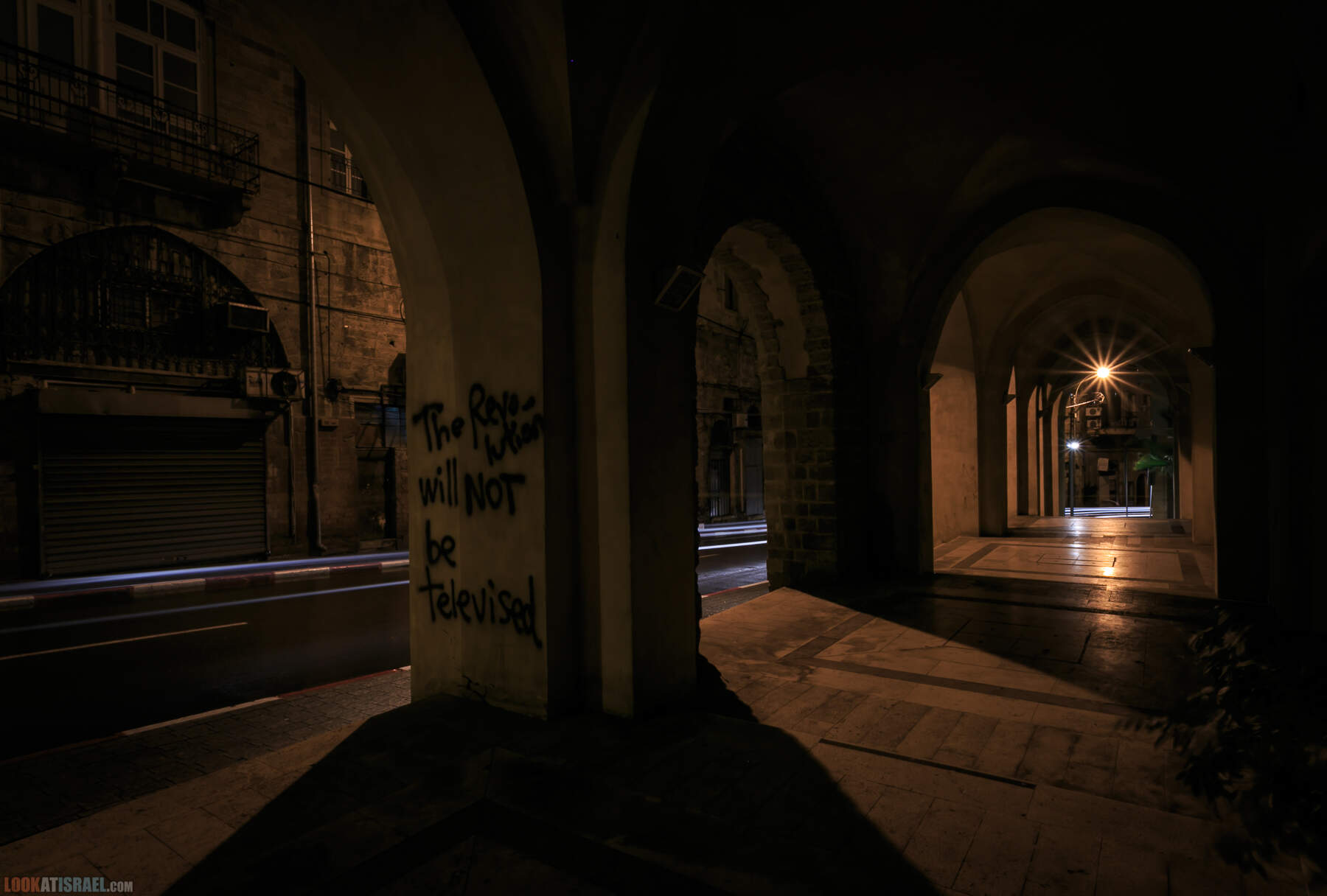 Яффо в черном, ночь в древнем городе