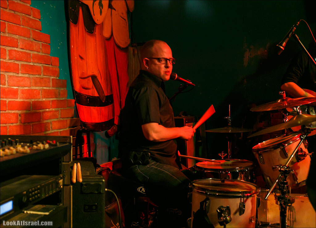 Sobo band at Mike's Place Tel-Aviv | LookAtIsrael.com - Фото путешествия по Израилю