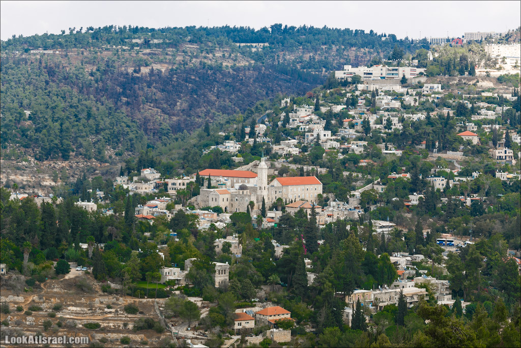 Церковь Ионна в горах в Эйн Карем, Иерусалим | Church St. John be-Harim, Ein Karem, Jerusalem | LookAtIsrael.com - Фото путешествия по Израилю