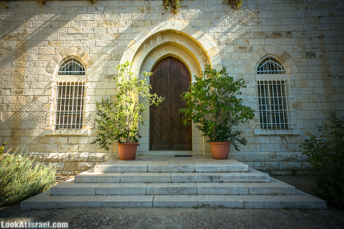 Эммаус Никополис - место преломления хлебов | LookAtIsrael.com - Фото путешествия по Израилю