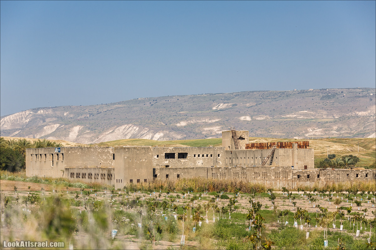 Здание британской полиции Гешер | Gesher police | משטרת גשר הישנה | LookAtIsrael.com - Фото путешествия по Израилю