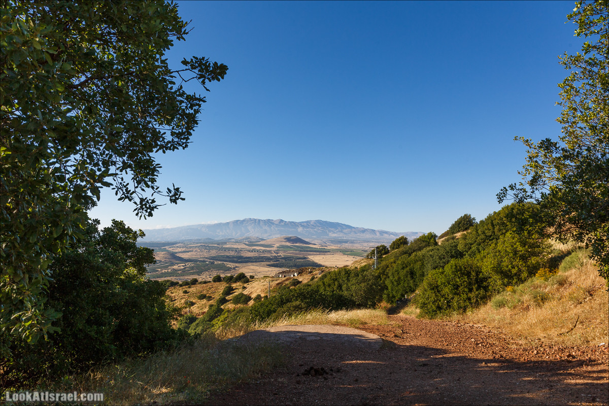 Интересные места Голанских высот: Мемориал Голани, гора Бенталь, Эйн Зиван, Жоба, Оз 77 и точка палеомагнетизма | LookAtIsrael.com - Фото путешествия по Израилю