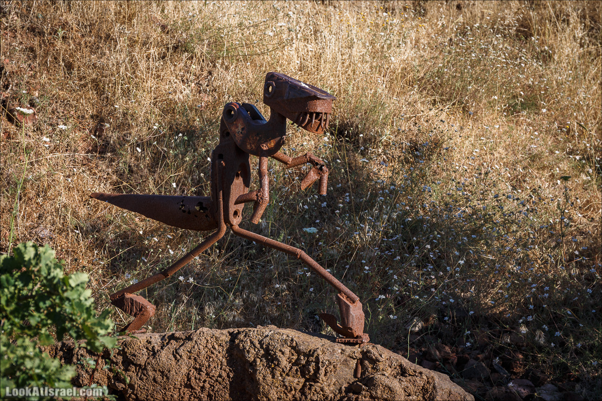 Интересные места Голанских высот: Мемориал Голани, гора Бенталь, Эйн Зиван, Жоба, Оз 77 и точка палеомагнетизма | LookAtIsrael.com - Фото путешествия по Израилю