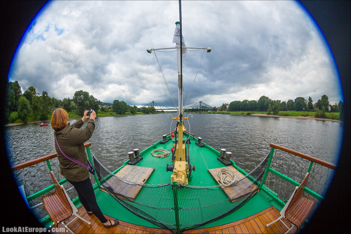 Прогулка на пароходе по Эльбе из Дрездена | LookAtEurope.com - Фотогалоп по Европе. Чехия, Германия, Голландия. Чески Крумлов
