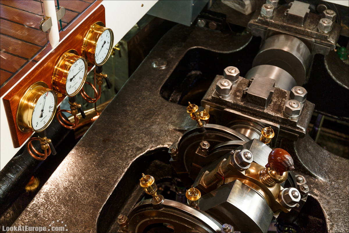 Прогулка на пароходе по Эльбе из Дрездена | LookAtEurope.com - Фотогалоп по Европе. Чехия, Германия, Голландия. Чески Крумлов