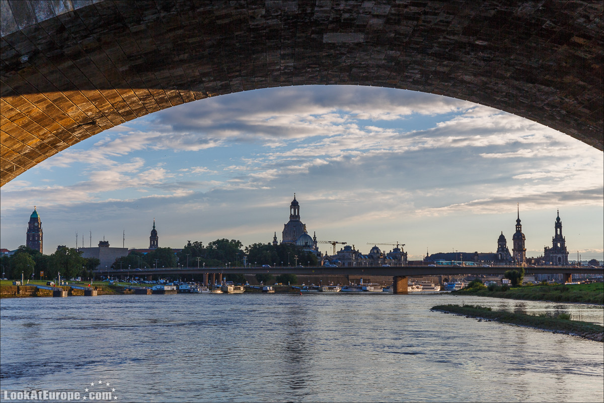 Прогулка на пароходе по Эльбе из Дрездена | LookAtEurope.com - Фотогалоп по Европе. Чехия, Германия, Голландия. Чески Крумлов