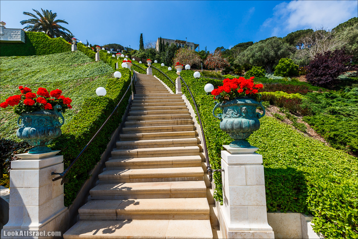 Всемирный центр наследия и сады Бахаи в Хайфе | The Gardens in Haifa - The Bahai | המרכז הבהאי העולמי | LookAtIsrael.com - Фото путешествия по Израилю