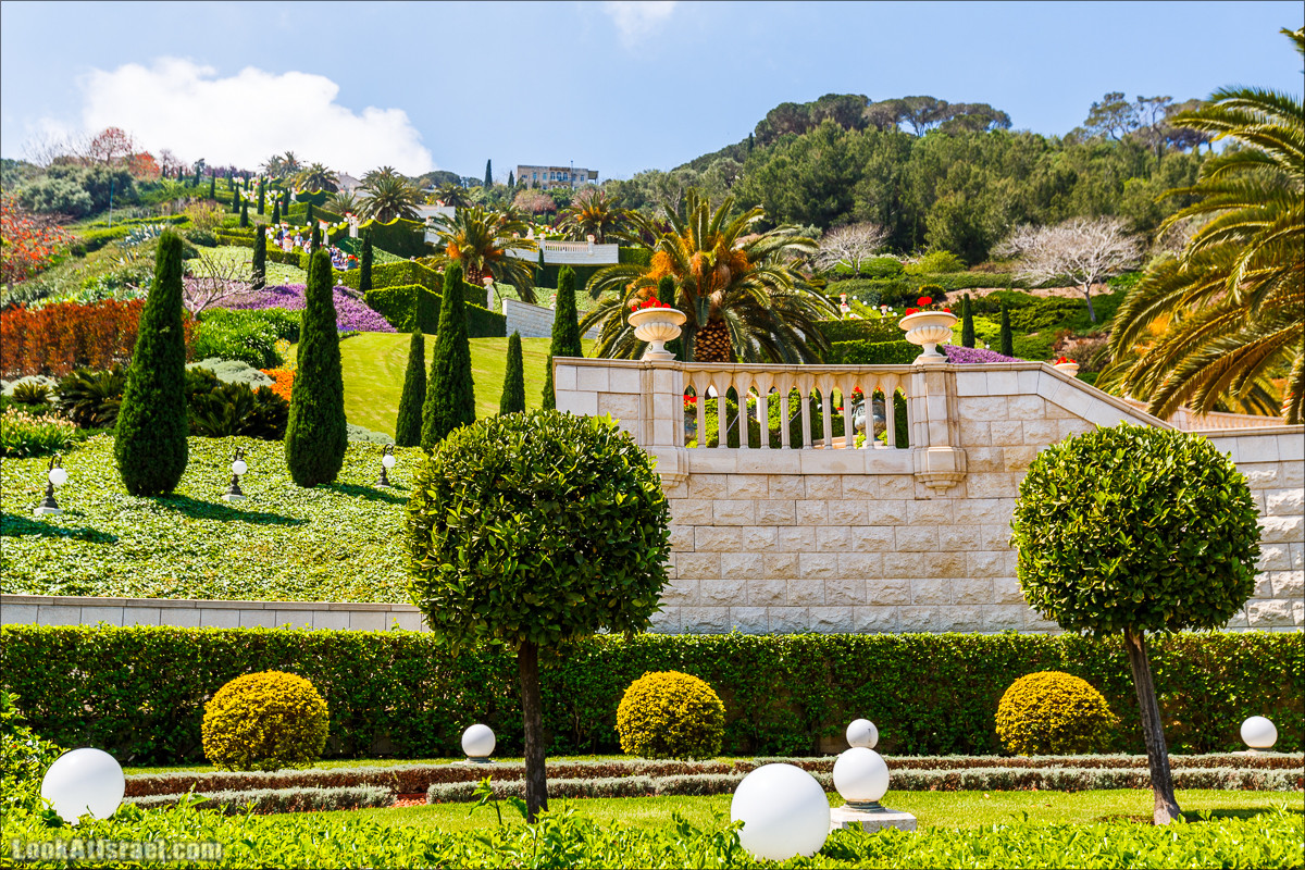 Всемирный центр наследия и сады Бахаи в Хайфе | The Gardens in Haifa - The Bahai | המרכז הבהאי העולמי | LookAtIsrael.com - Фото путешествия по Израилю