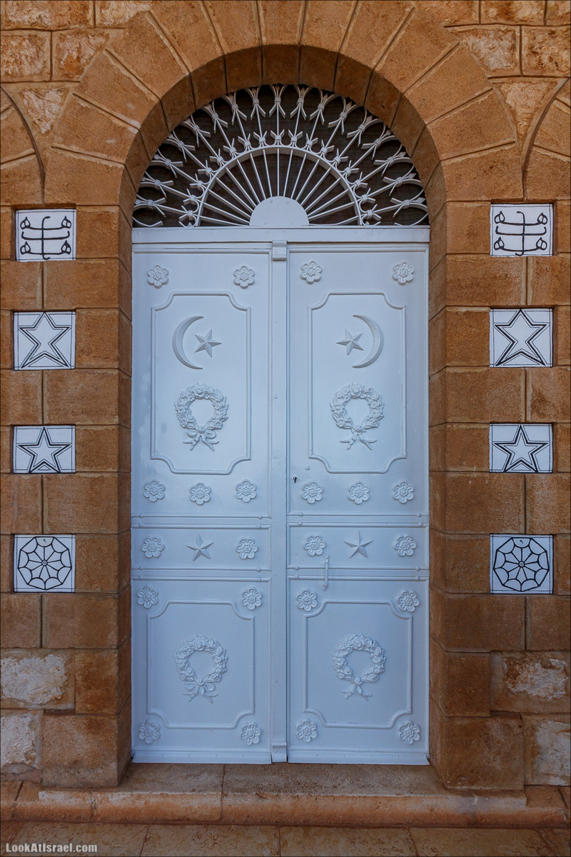 Всемирный центр наследия и сады Бахаи в Хайфе | The Gardens in Haifa - The Bahai | המרכז הבהאי העולמי | LookAtIsrael.com - Фото путешествия по Израилю