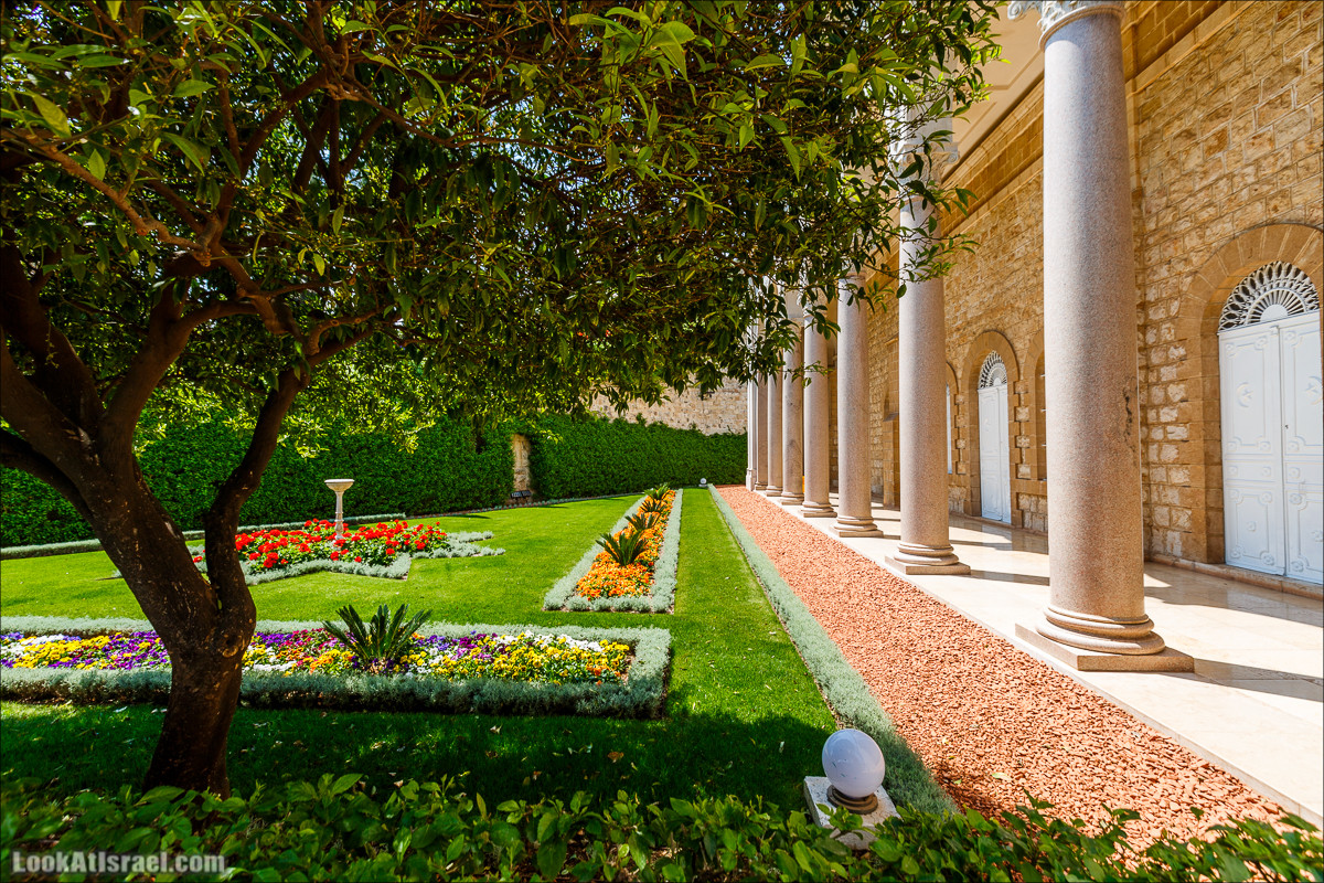 Всемирный центр наследия и сады Бахаи в Хайфе | The Gardens in Haifa - The Bahai | המרכז הבהאי העולמי | LookAtIsrael.com - Фото путешествия по Израилю