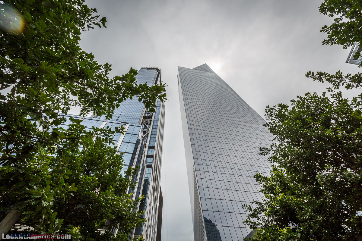 Мемориал 9/11 | LookAtAmerica.com - Большое Американское путешествие LookAtIsrael.com