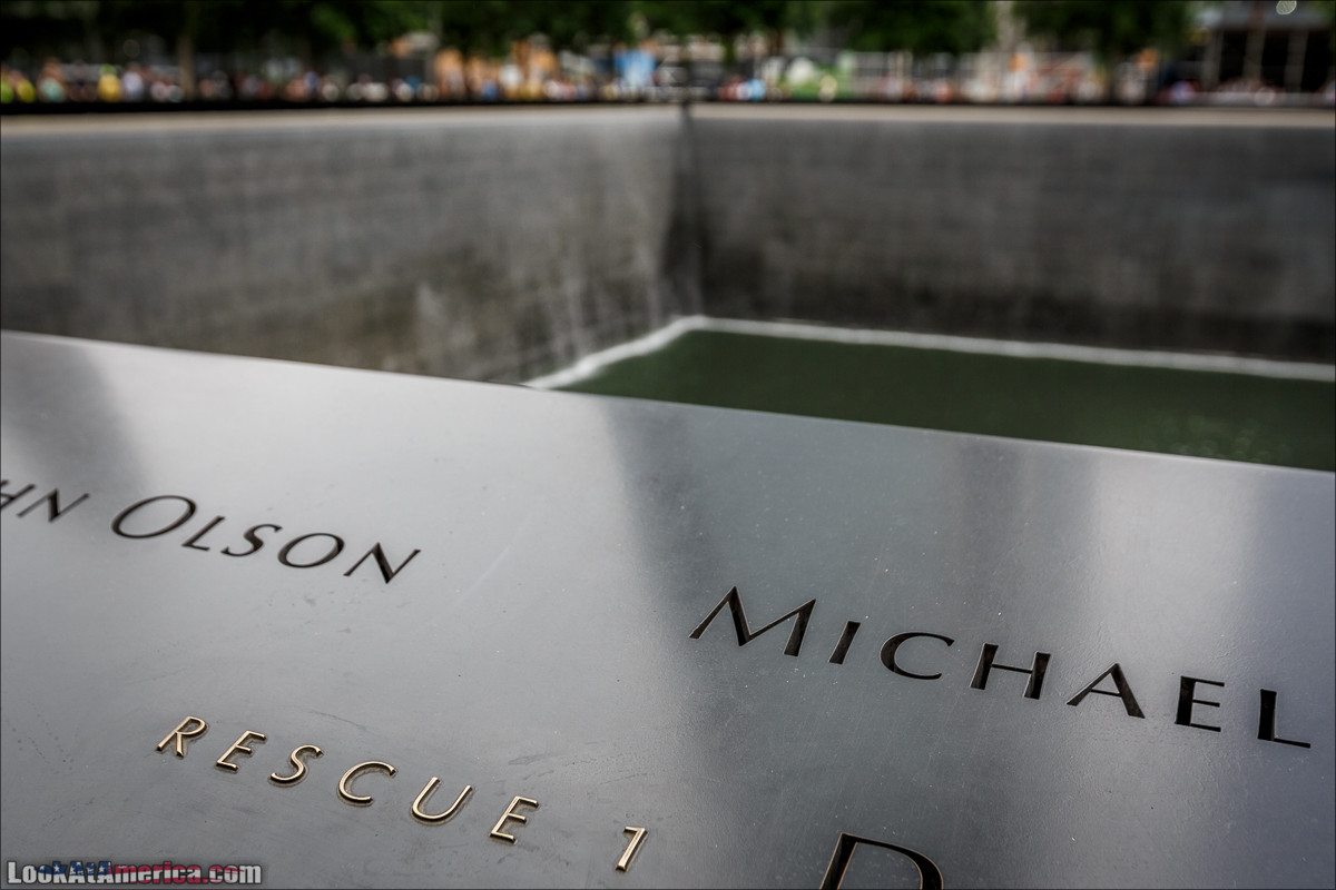 Мемориал 9/11 | LookAtAmerica.com - Большое Американское путешествие LookAtIsrael.com