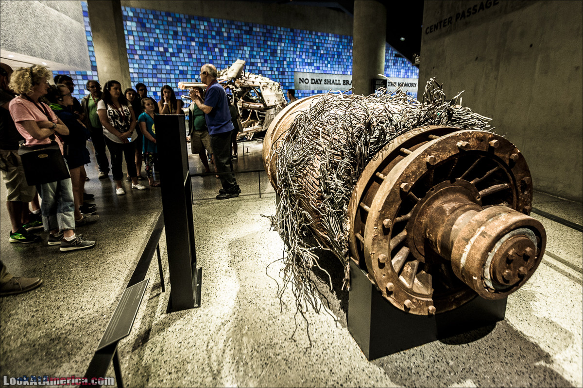 Мемориал 9/11 | LookAtAmerica.com - Большое Американское путешествие LookAtIsrael.com