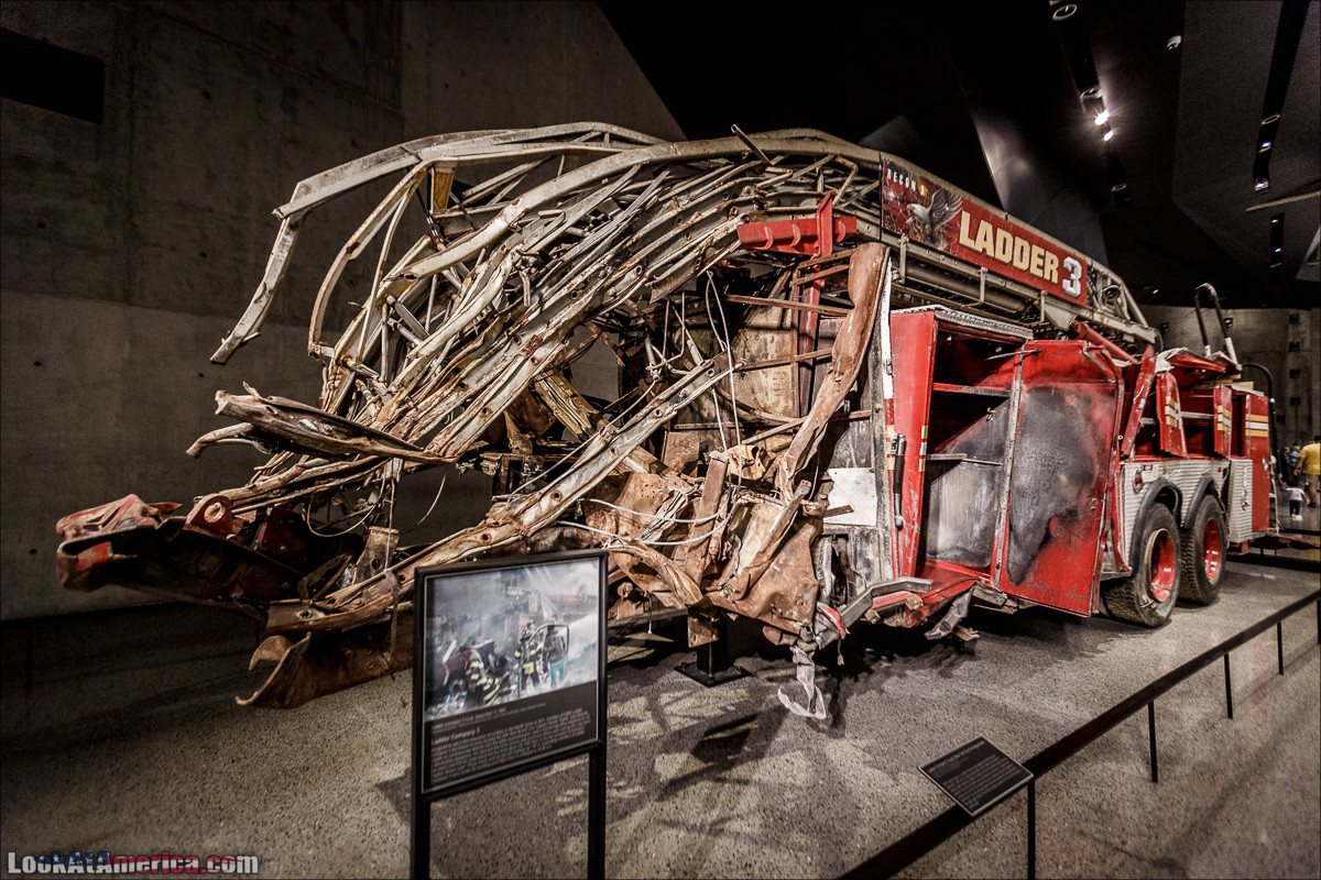 Мемориал 9/11 | LookAtAmerica.com - Большое Американское путешествие LookAtIsrael.com