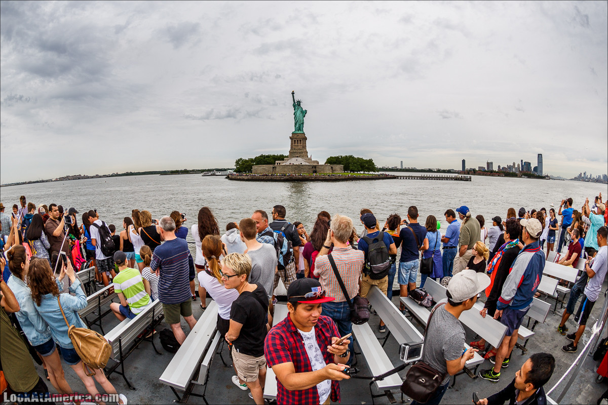 Статуя Свободы на одноименном острове | LookAtAmerica.com - Большое Американское путешествие LookAtIsrael.com