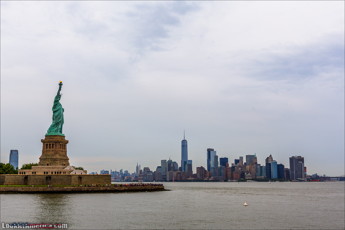 Статуя Свободы на одноименном острове | LookAtAmerica.com - Большое Американское путешествие LookAtIsrael.com