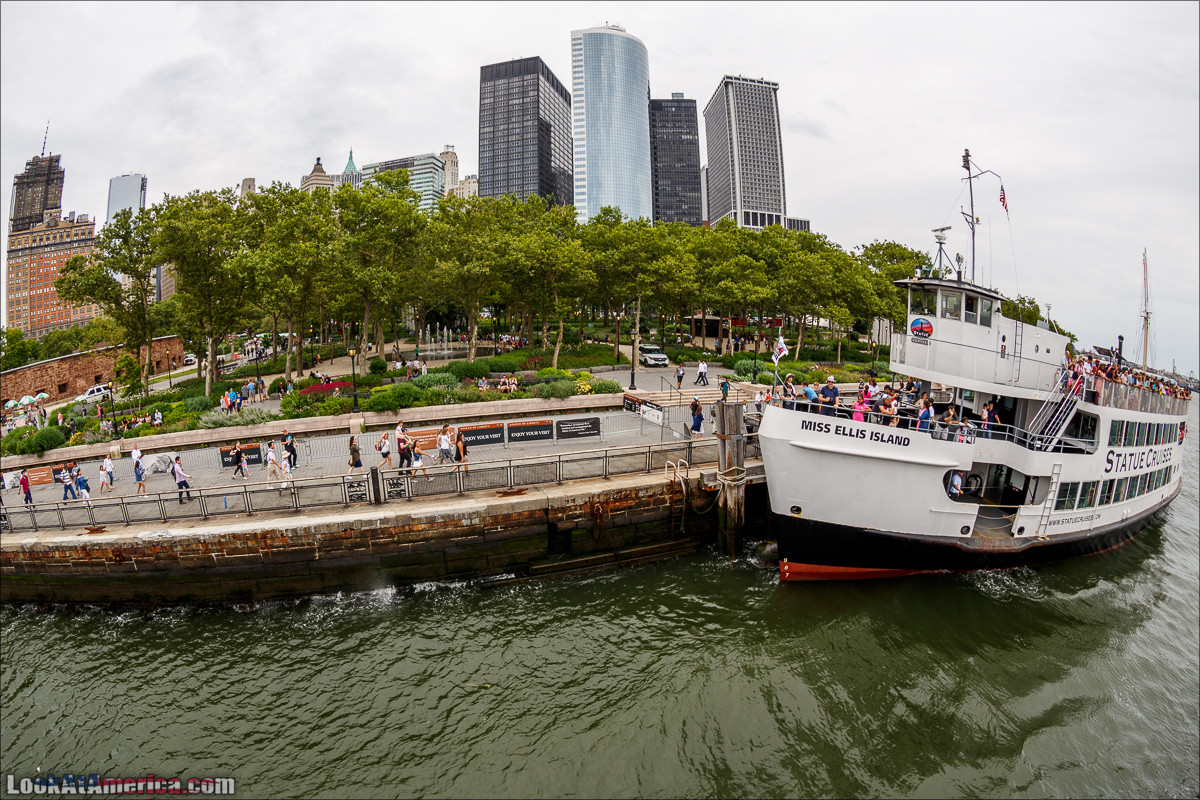 Статуя Свободы на одноименном острове | LookAtAmerica.com - Большое Американское путешествие LookAtIsrael.com