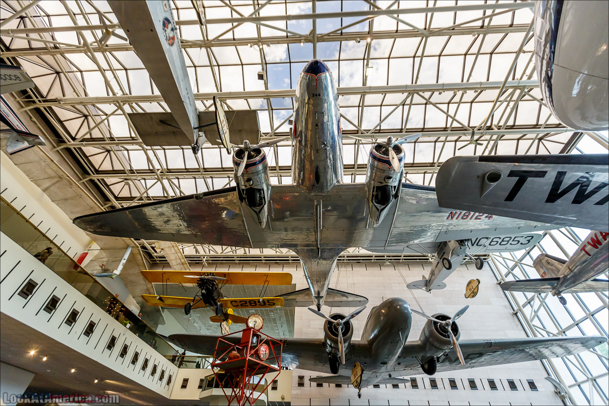 Музей авиации и космонавтики Смитсоновского института в Вашингтоне | LookAtAmerica.com - Большое Американское путешествие LookAtIsrael.com
