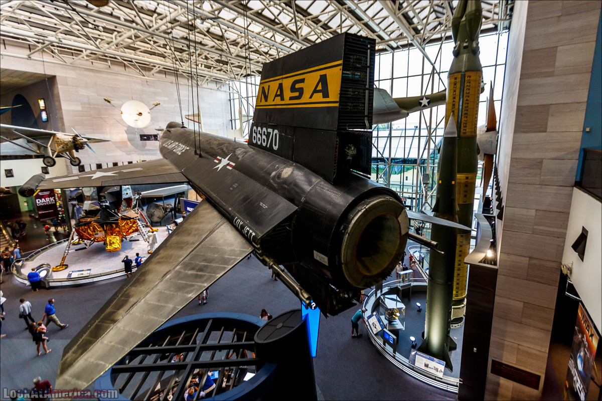 Музей авиации и космонавтики Смитсоновского института в Вашингтоне | LookAtAmerica.com - Большое Американское путешествие LookAtIsrael.com