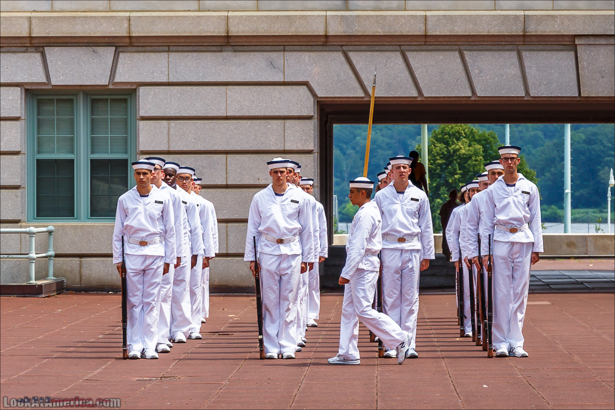 В гостях у Трампа в военно-морской академии США