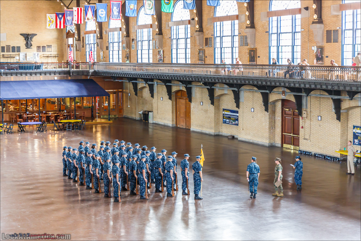 Военно-морская академия США, Аннаполис | LookAtAmerica.com - Большое Американское путешествие LookAtIsrael.com