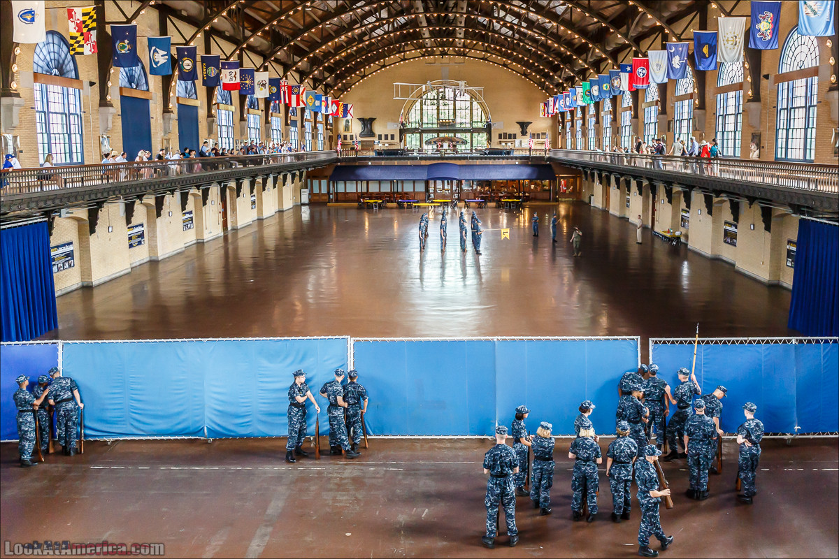 Военно-морская академия США, Аннаполис | LookAtAmerica.com - Большое Американское путешествие LookAtIsrael.com