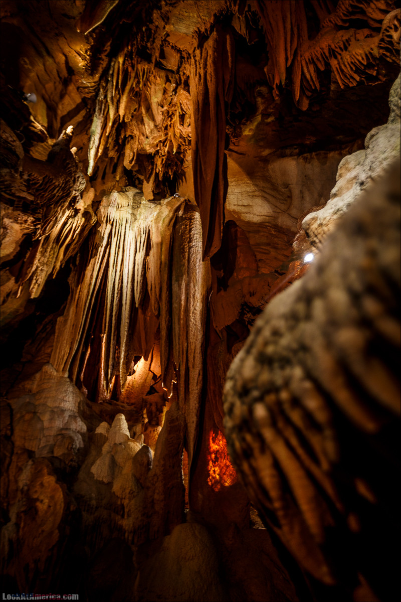 Пещеры Шенандоа | Shenandoah Caverns | LookAtAmerica.com - Большое Американское путешествие LookAtIsrael.com