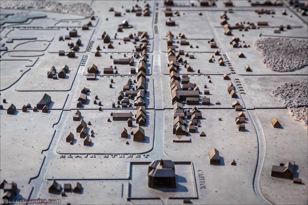 Колониальный Вилльямсбург (Уильямсбург) | LookAtAmerica.com - Большое Американское путешествие LookAtIsrael.com