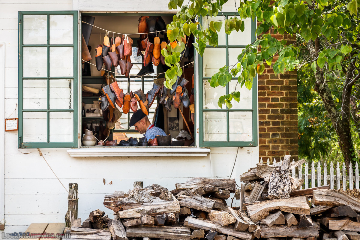 Колониальный Вилльямсбург (Уильямсбург) | LookAtAmerica.com - Большое Американское путешествие LookAtIsrael.com