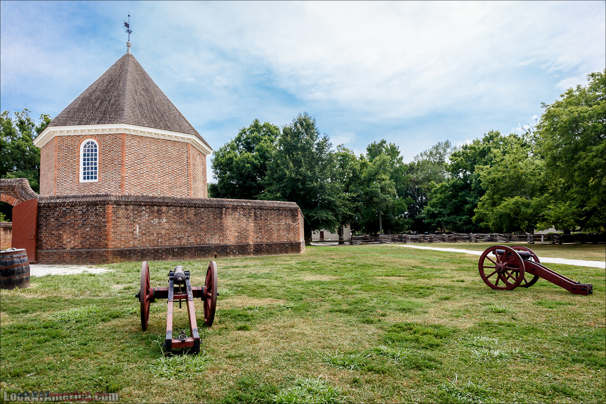 Колониальный Вилльямсбург (Уильямсбург) | LookAtAmerica.com - Большое Американское путешествие LookAtIsrael.com