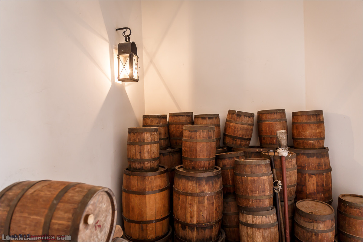 Колониальный Вилльямсбург (Уильямсбург) | LookAtAmerica.com - Большое Американское путешествие LookAtIsrael.com