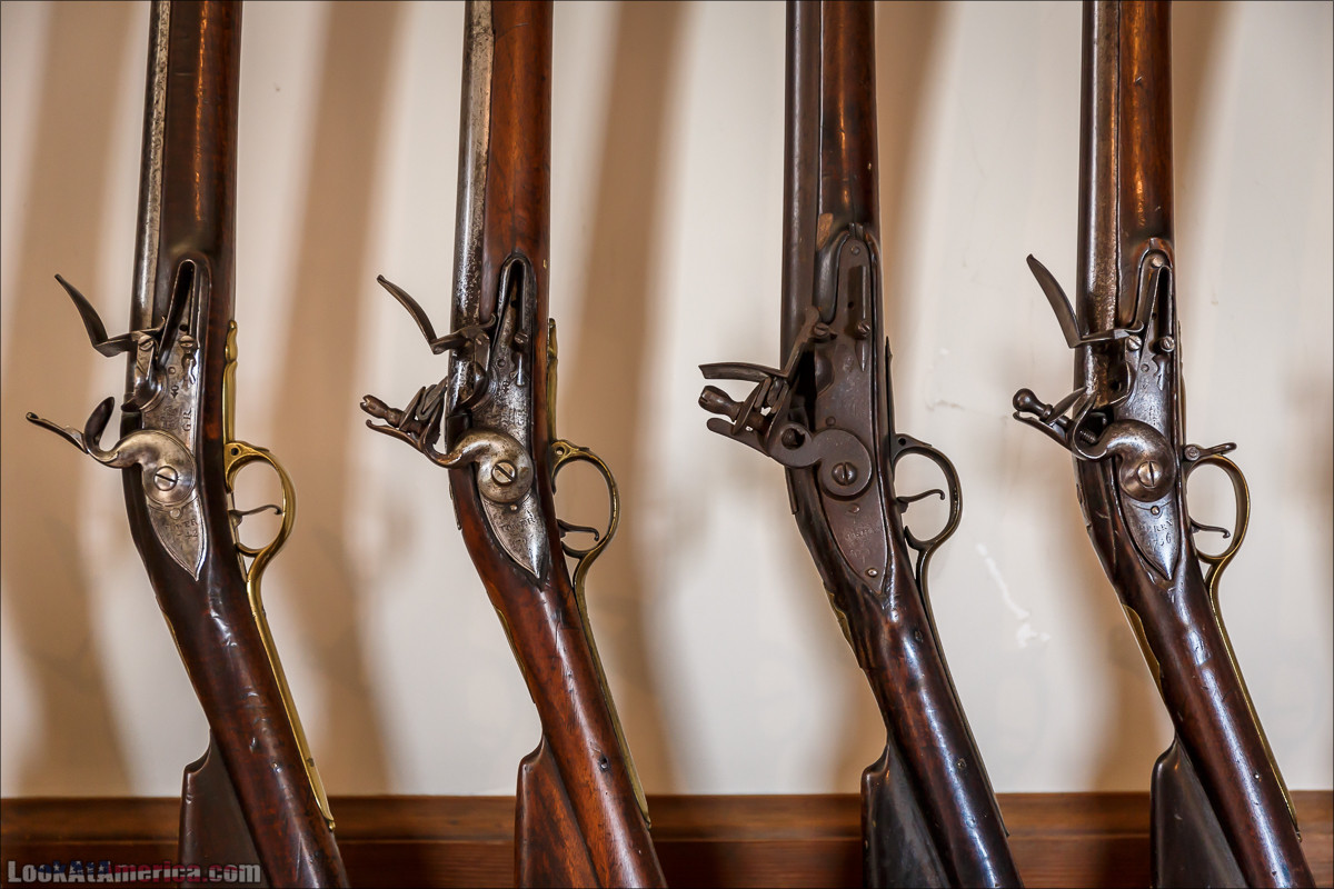 Колониальный Вилльямсбург (Уильямсбург) | LookAtAmerica.com - Большое Американское путешествие LookAtIsrael.com