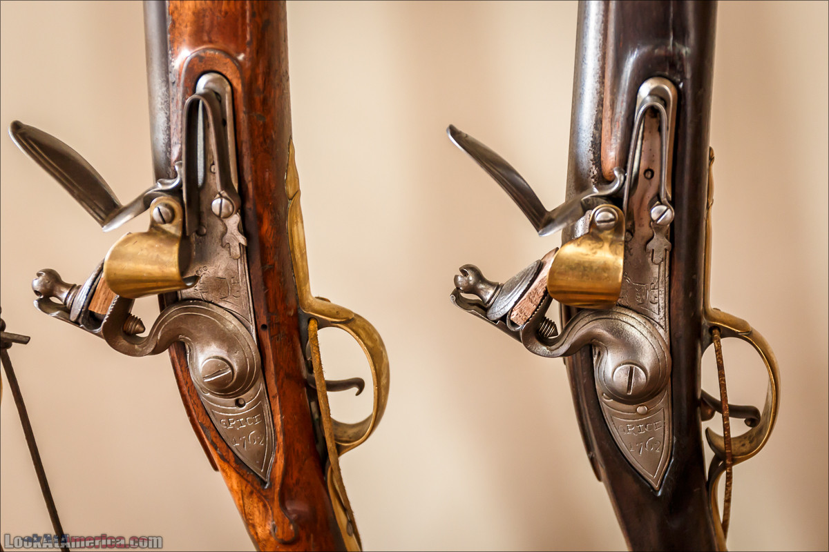 Колониальный Вилльямсбург (Уильямсбург) | LookAtAmerica.com - Большое Американское путешествие LookAtIsrael.com