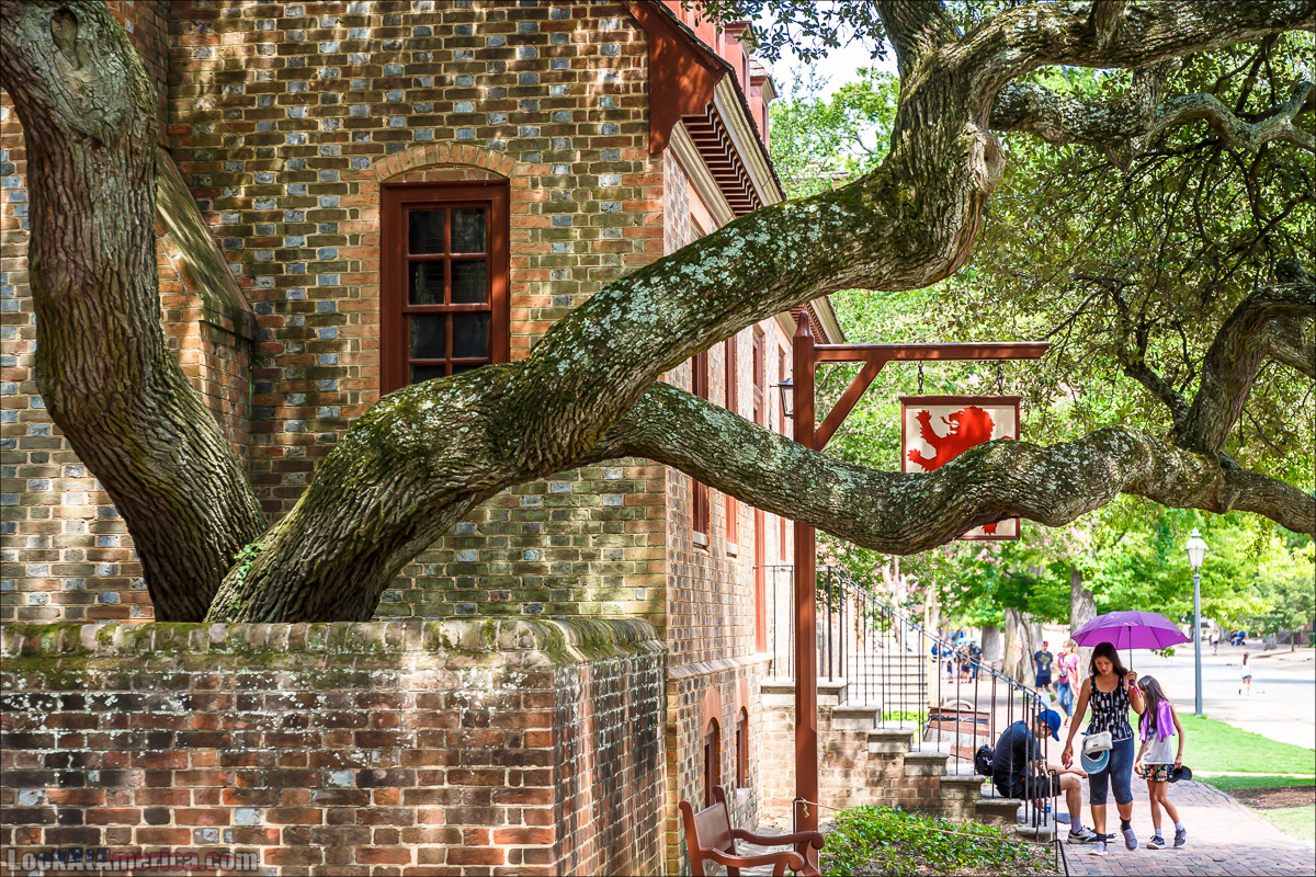 Колониальный Вилльямсбург (Уильямсбург) | LookAtAmerica.com - Большое Американское путешествие LookAtIsrael.com