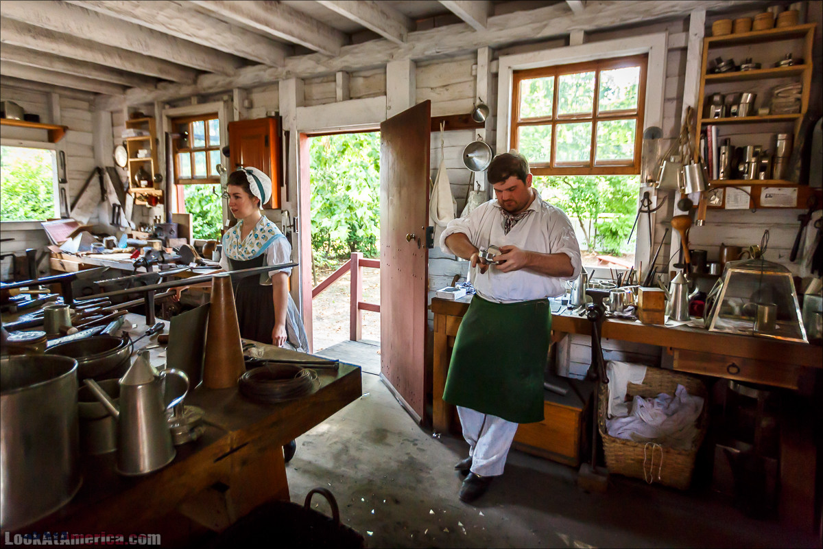 Колониальный Вилльямсбург (Уильямсбург) | LookAtAmerica.com - Большое Американское путешествие LookAtIsrael.com