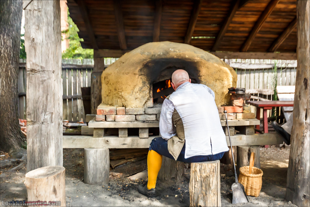 Колониальный Вилльямсбург (Уильямсбург) | LookAtAmerica.com - Большое Американское путешествие LookAtIsrael.com