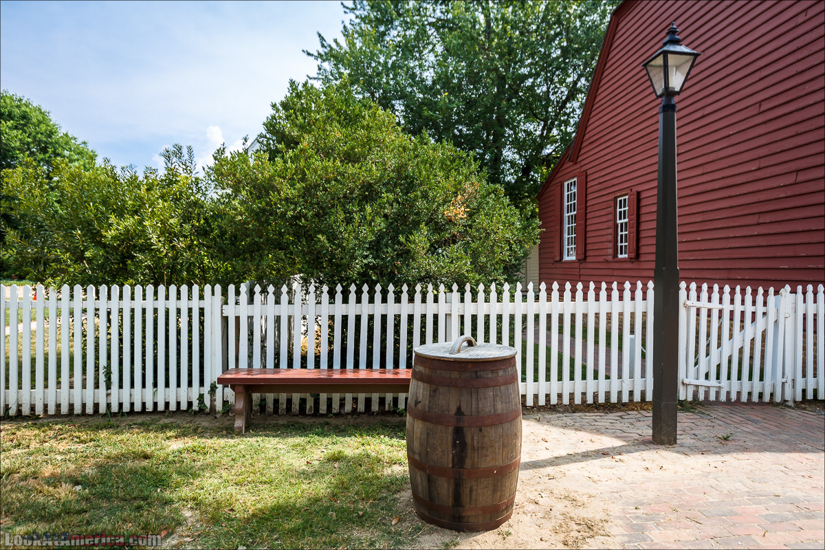 Колониальный Вилльямсбург (Уильямсбург) | LookAtAmerica.com - Большое Американское путешествие LookAtIsrael.com